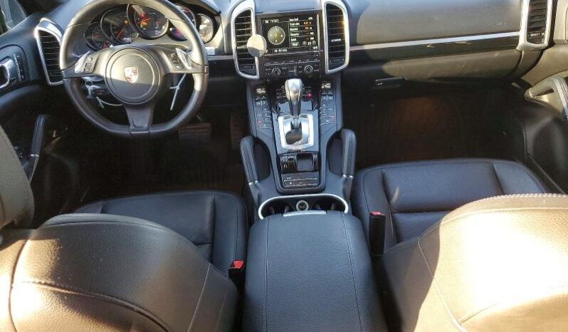 
								2013 Porsche Cayenne full									