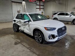 
										2022 Audi Q5 full									