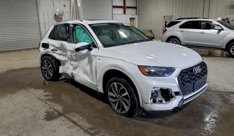 
								2022 Audi Q5 full									