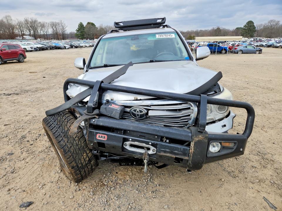 2013 Toyota Land cruiser