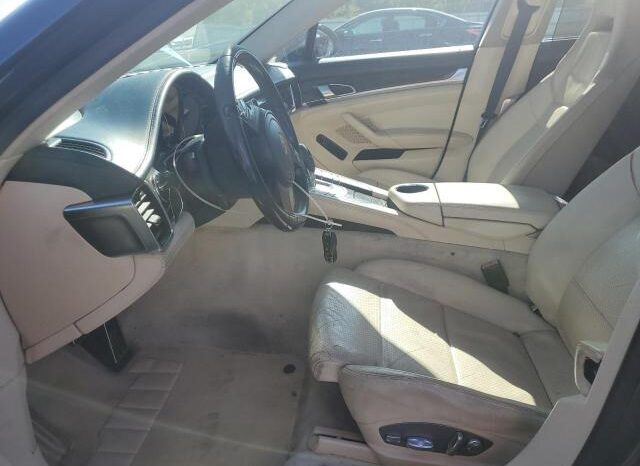 
								2011 Porsche Panamera full									