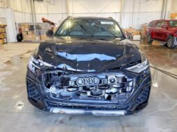 
										2026 Audi Q8 full									