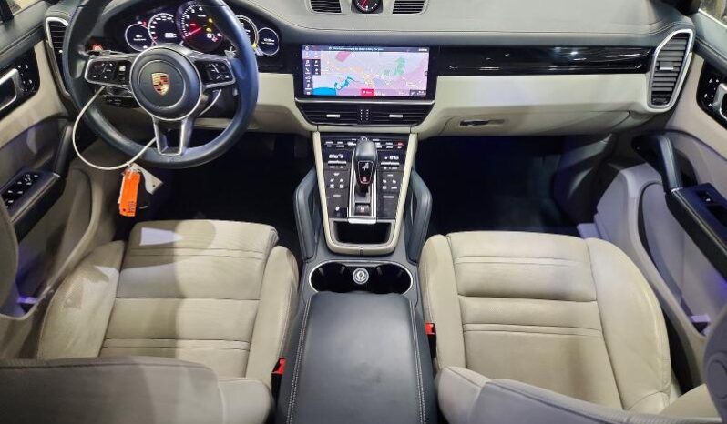 
								2019 Porsche Cayenne full									