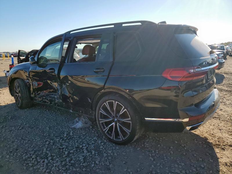 2021 BMW X7
