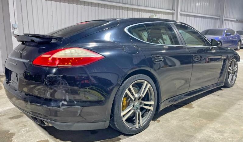 
								2010 Porsche Panamera full									