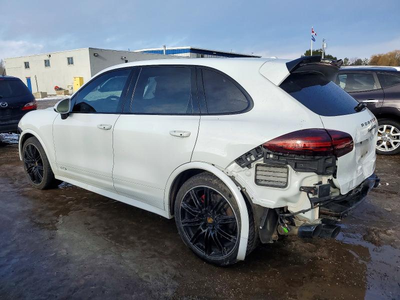2016 Porsche Cayenne