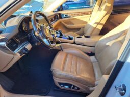 
										2017 Porsche Panamera full									