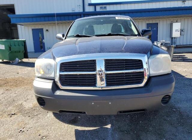 
								2006 Dodge Dakota full									