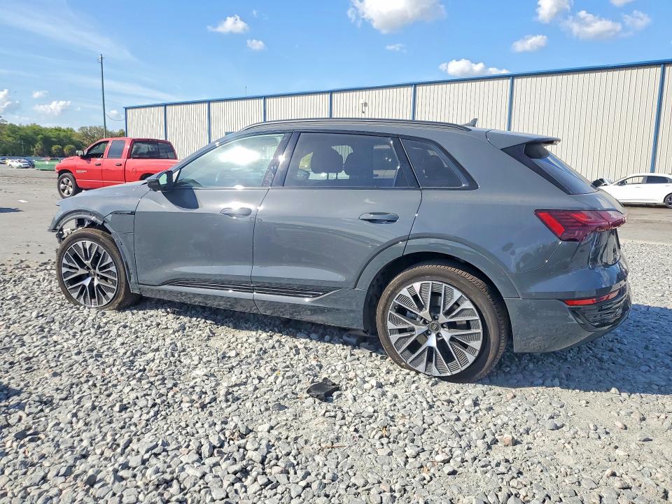 2024 Audi Q8