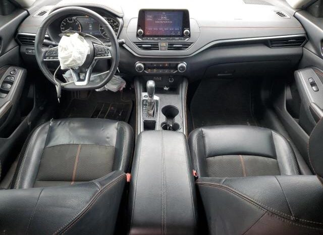 
								2020 Nissan Altima sr full									