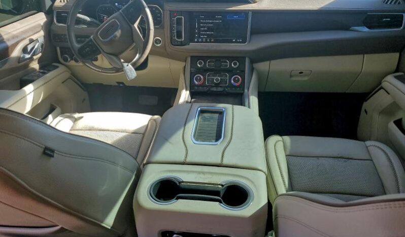 
								2021 Gmc Yukon full									
