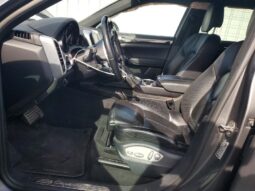
										2018 Porsche Cayenne full									