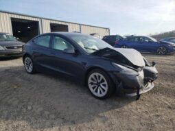 
										2021 Tesla Model 3 full									