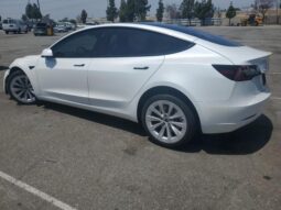 
										2022 Tesla Model 3 full									