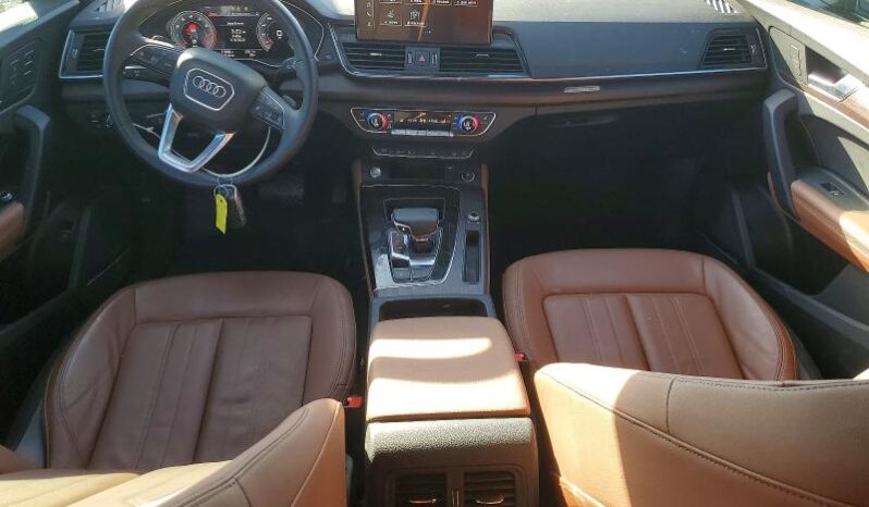 
								2023 Audi Q5 full									