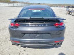 
										2018 Porsche Panamera full									