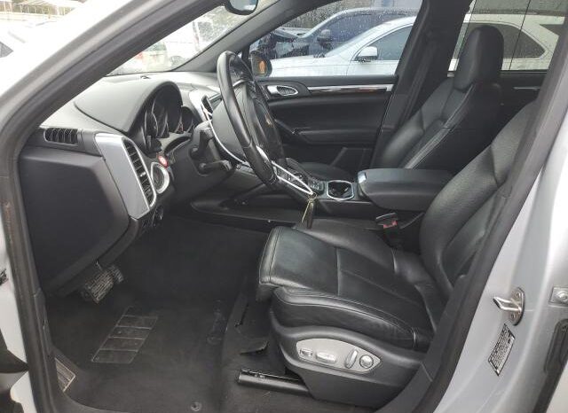 
								2013 Porsche Cayenne full									