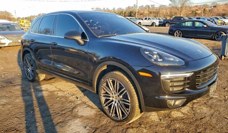 
								2016 Porsche Cayenne full									