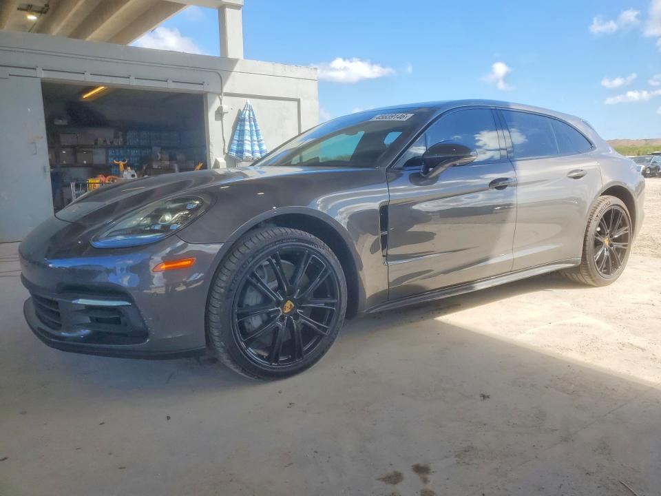 2018 Porsche Panamera