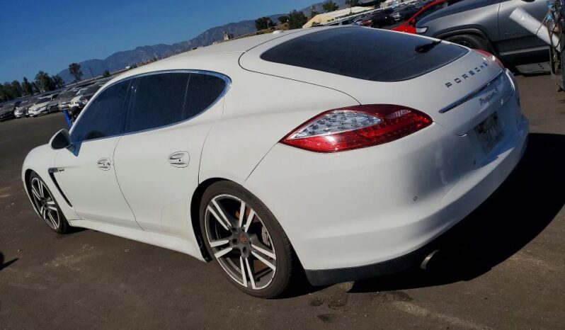 
								2013 Porsche Panamera full									