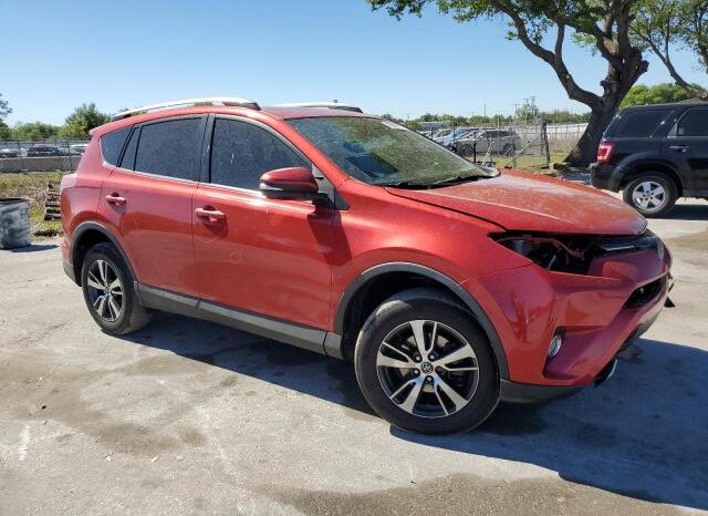
								2017 Toyota Rav4 full									
