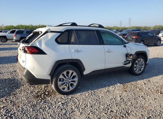 
								2020 Toyota Rav4 full									