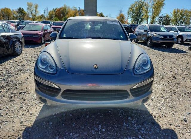 
								2014 Porsche Cayenne full									