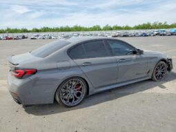 
										2022 BMW M5 full									