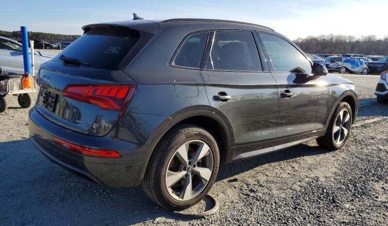
								2020 Audi Q5 full									