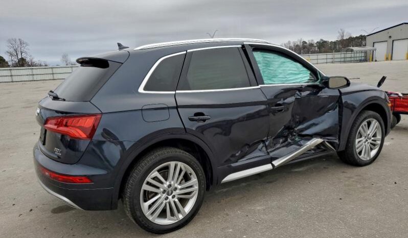 
								2018 Audi Q5 full									