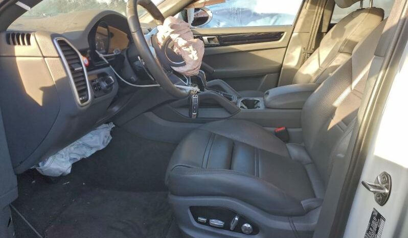 
								2021 Porsche Cayenne full									