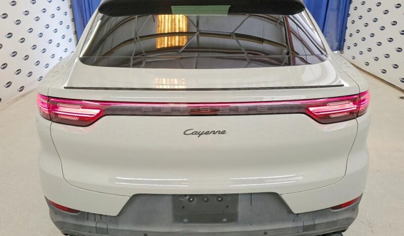 
								2020 Porsche Cayenne full									