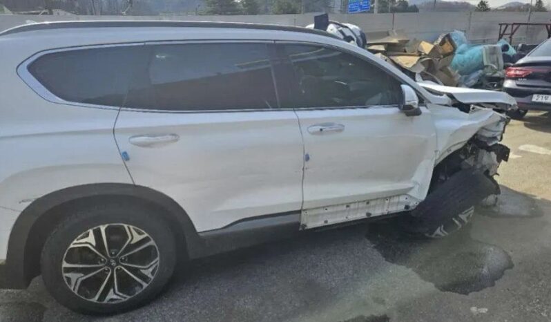 
								HYUNDAI SANTA FE full									