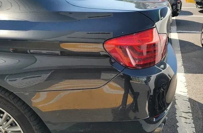 
								BMW 520d xDrive full									