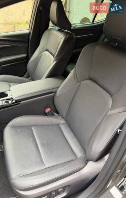 
										TOYOTA CAMRY Hybrid full									