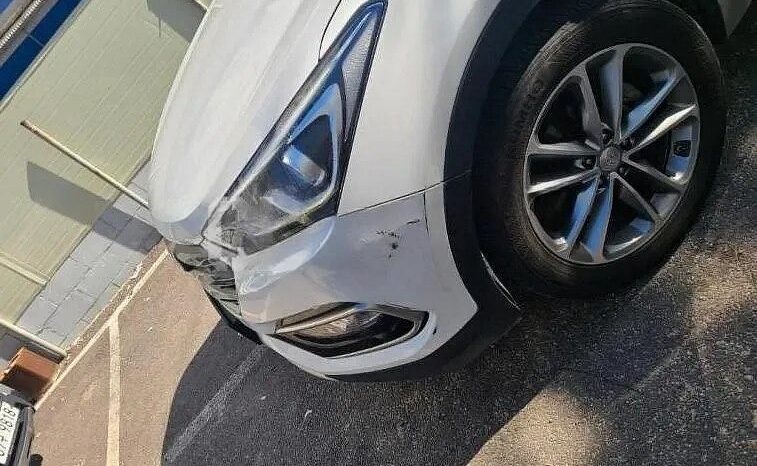 
								HYUNDAI SANTA FE full									