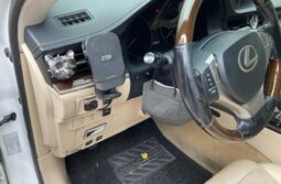 
										LEXUS ES300h full									