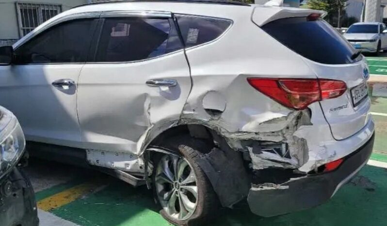
								HYUNDAI SANTA FE full									