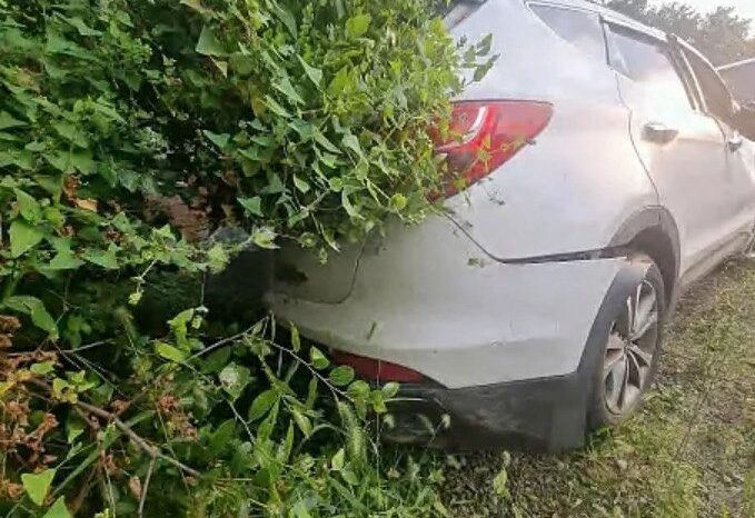 
								HYUNDAI SANTA FE full									