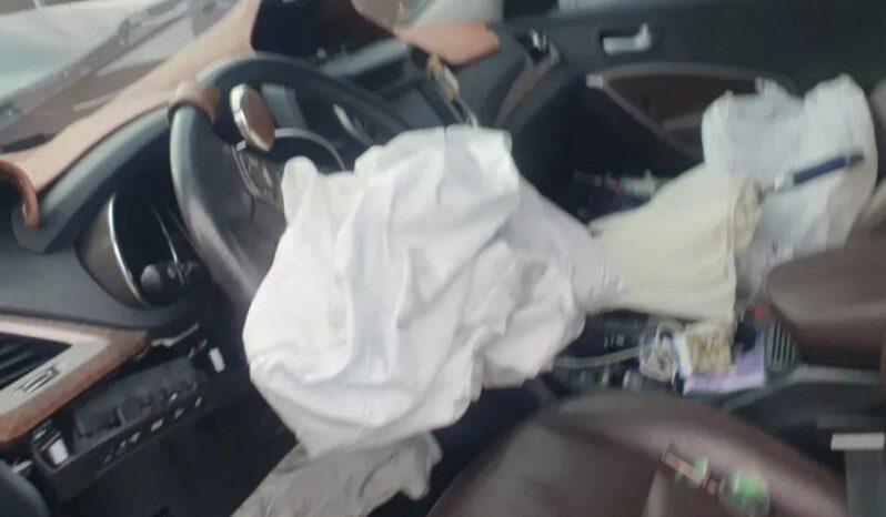
								HYUNDAI SANTA FE full									