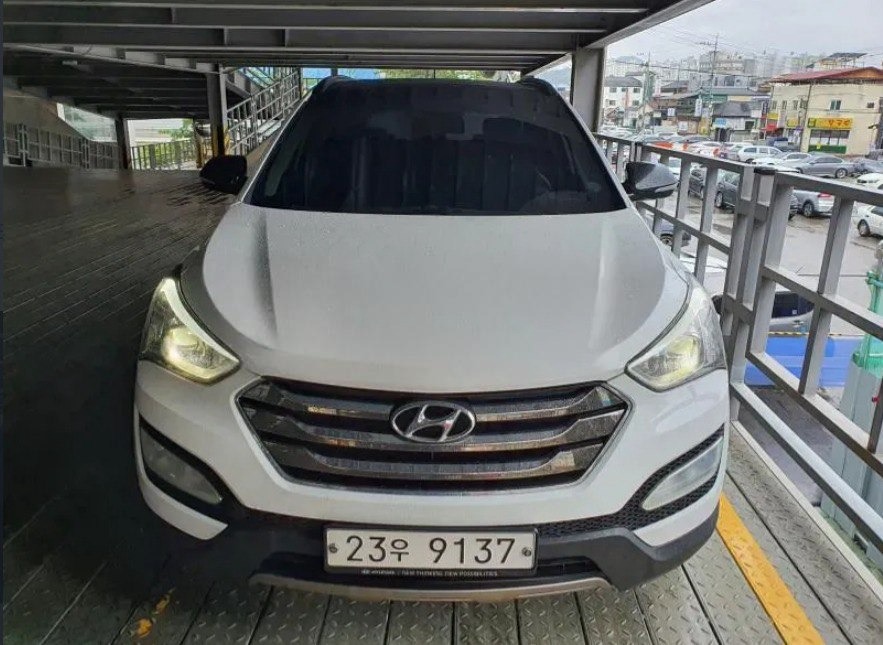 HYUNDAI SANTA FE