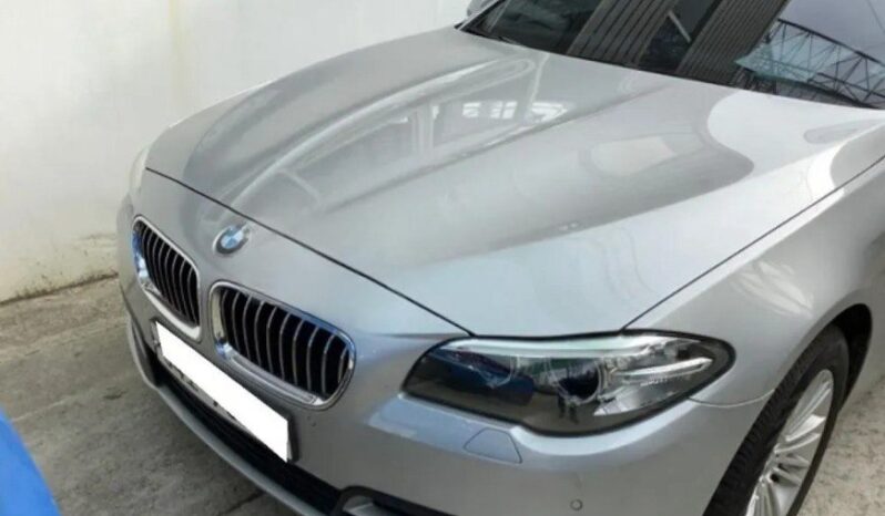 
								BMW 520d Xdrive full									