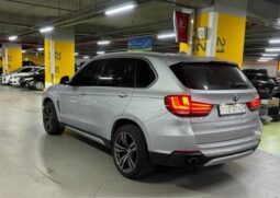 
										BMW X5 xDrive30d full									
