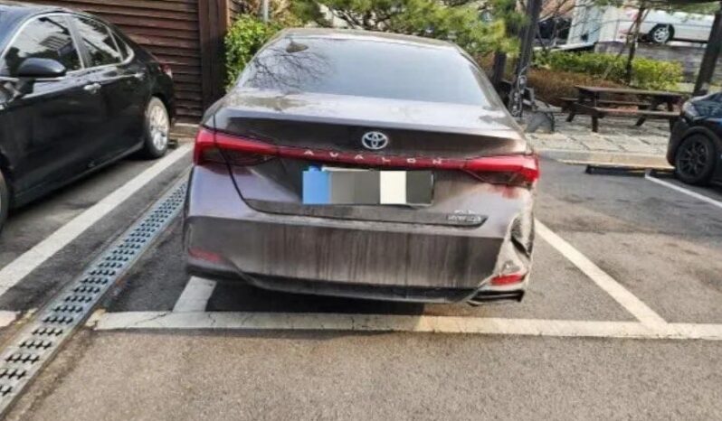 
								TOYOTA Avalon Hybrid full									