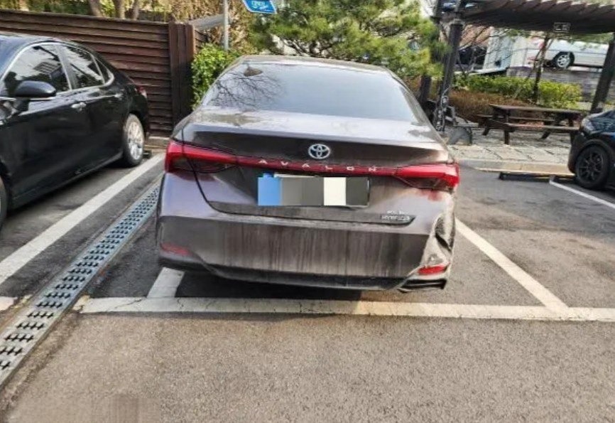 TOYOTA Avalon Hybrid