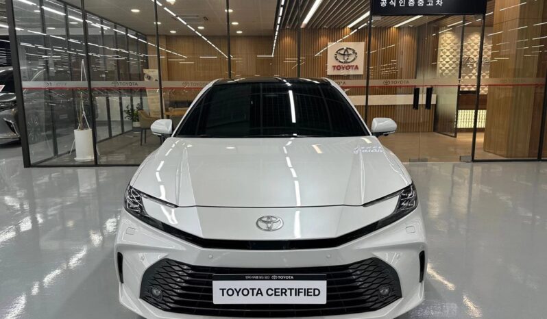 
								TOYOTA CAMRY Hybrid full									