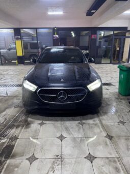 
										MERСEDES BENZ E200 full									