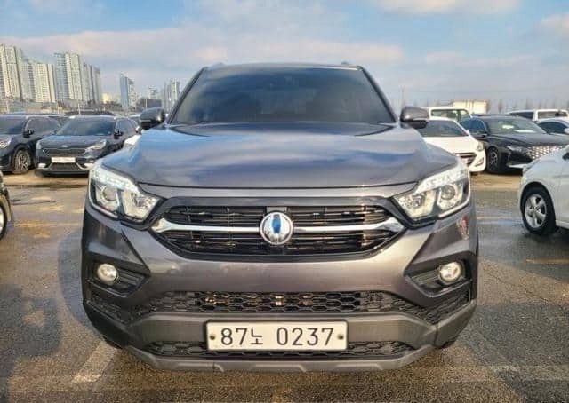 SsangYong Rexton Sports