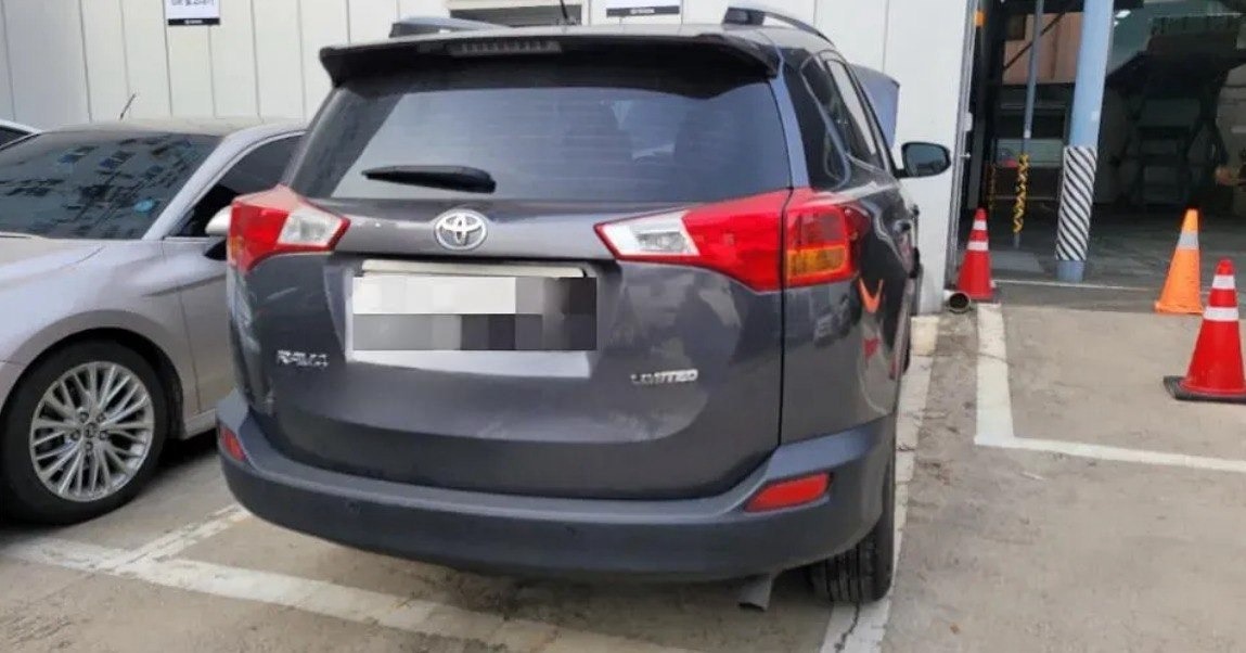TOYOTA RAV 4