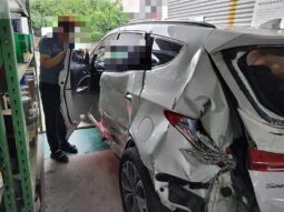 
										HYUNDAI SANTA FE full									